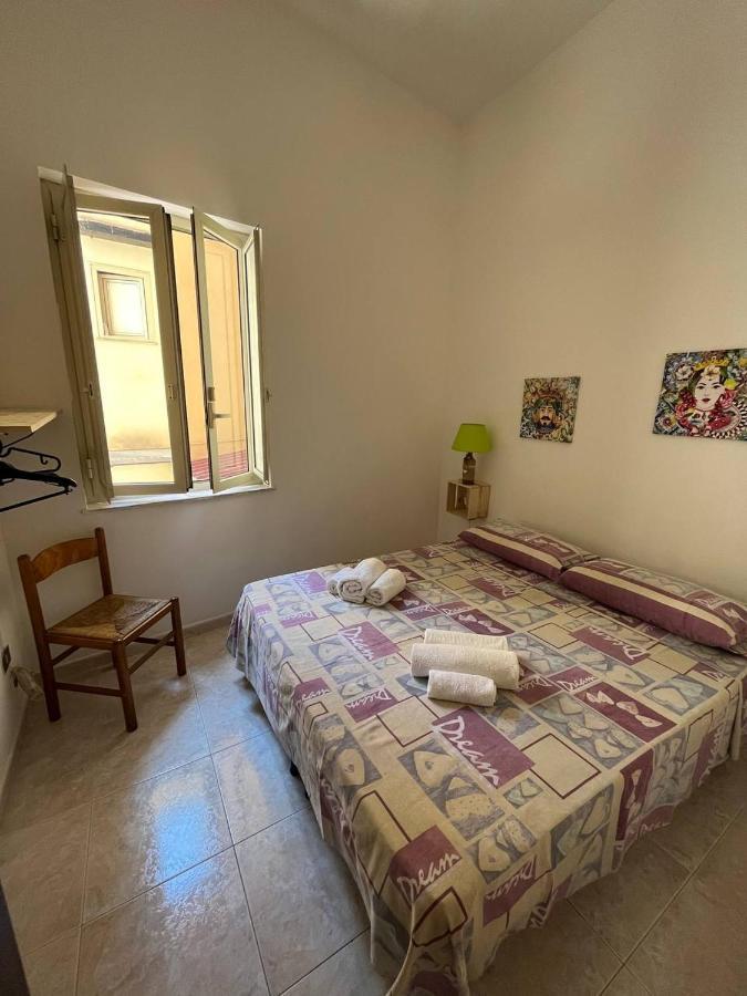 Apartamento Al Cortile Di Maqueda Palermo Exterior foto