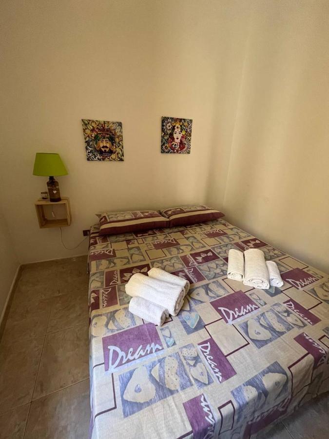 Apartamento Al Cortile Di Maqueda Palermo Exterior foto
