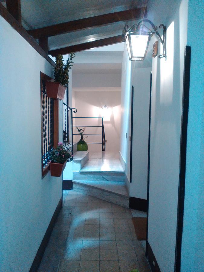Apartamento Al Cortile Di Maqueda Palermo Exterior foto